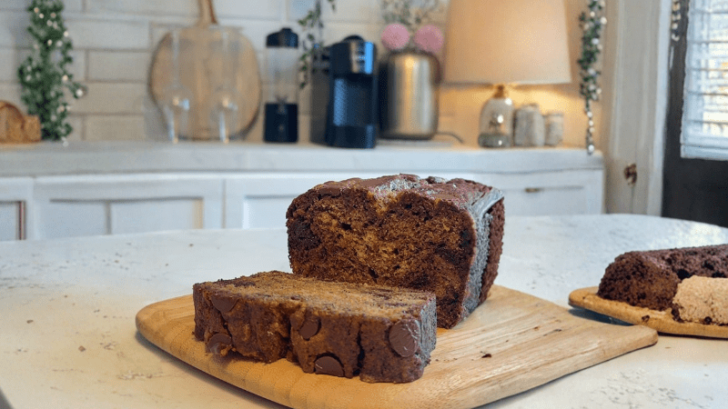 Eggless Banana Bread with Chocolate Chips – Moist &&nbsp;Easy