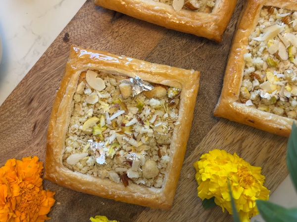 Open Gujiya Puffs Recipe | Easy Baked Holi Sweet with Puff&nbsp;Pastry